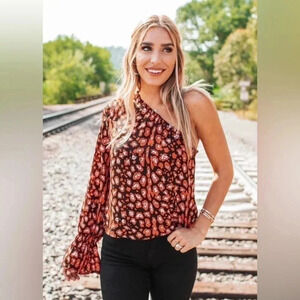 Buddy Love Siri One Shoulder Top - Cherry Bomb - Large